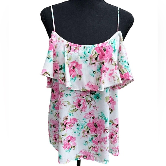 Pink Lily “I Don’t Kiss and Tell” Floral‎ Blouse - Picture 2 of 12